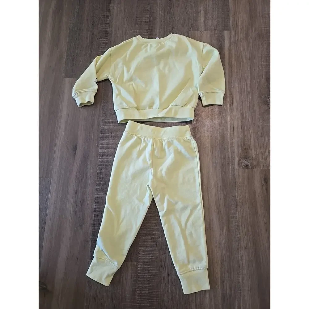 Gap Kids Yellow Minnie Mouse Sweatshirt 2 & Sweatpants size 3 Pre Owned